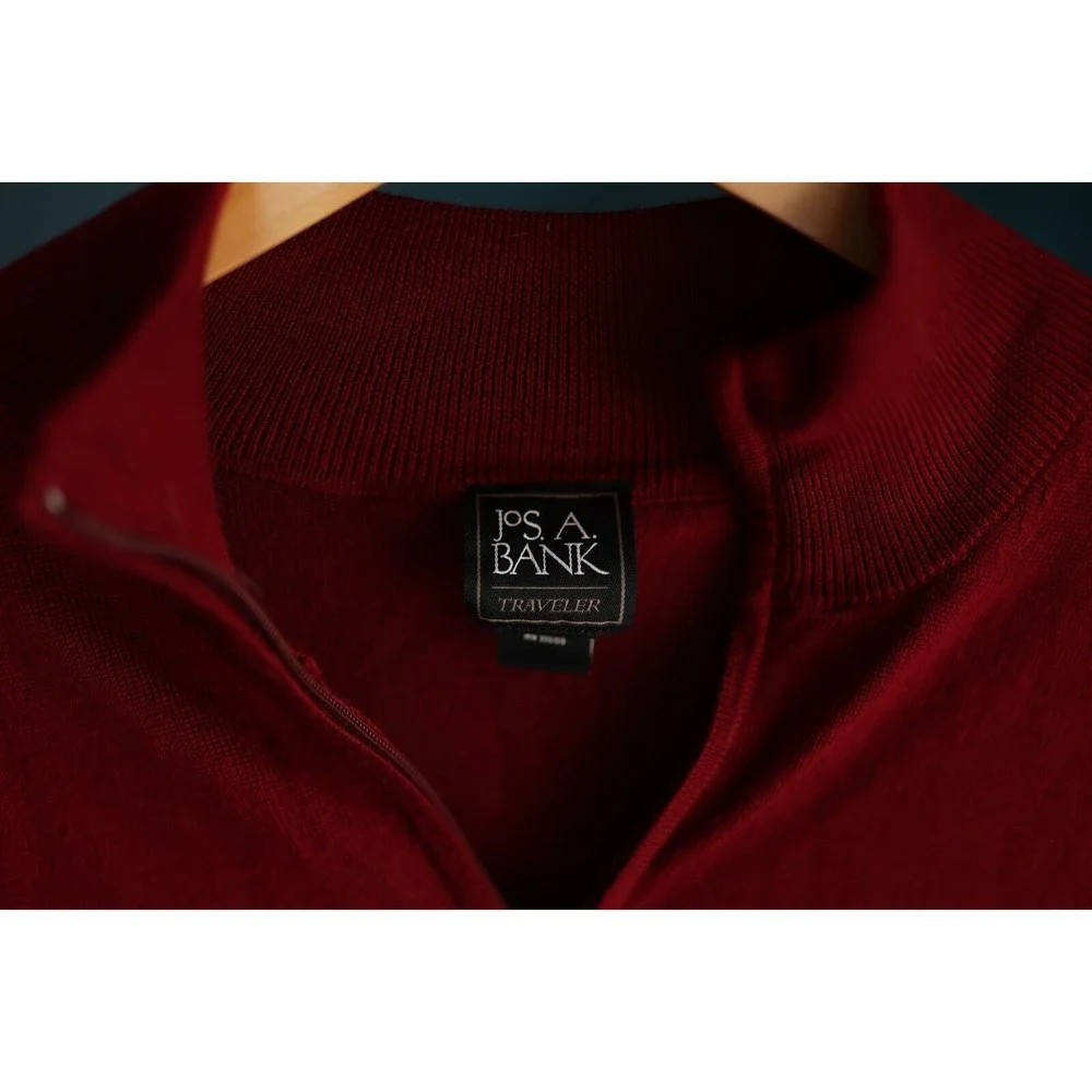 Jos A Bank Traveler Sweater Mens L Burgundy 100% Merino Wool 1/4 Zip Long Sleeve